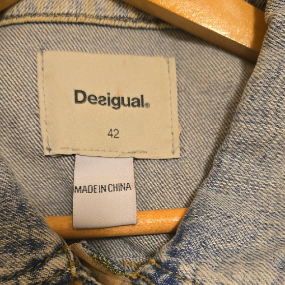 Desigual Women's Embroidered Denim Jacket - Light Blue - Picture 7 of 7